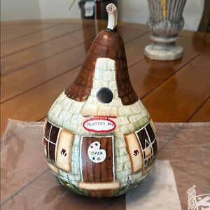 Hand-Painted gourd decorated like an art studio Birdhouse Decor